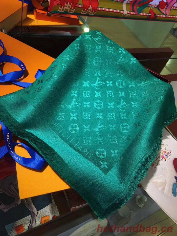 Louis Vuitton Scarf LV00112